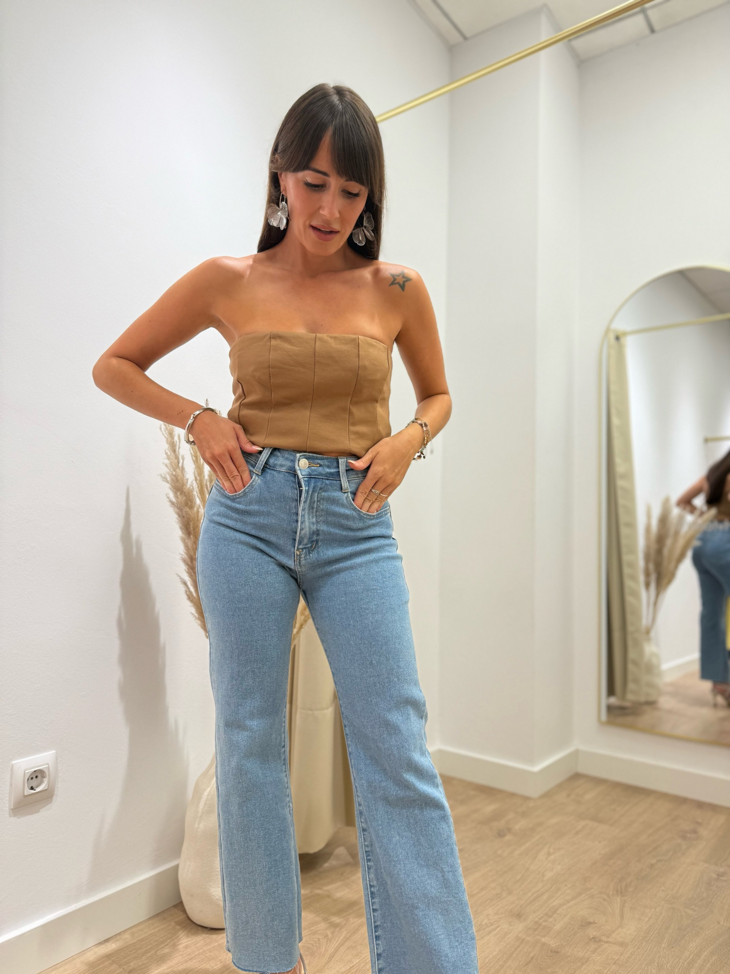 Vaquero flare crop claro